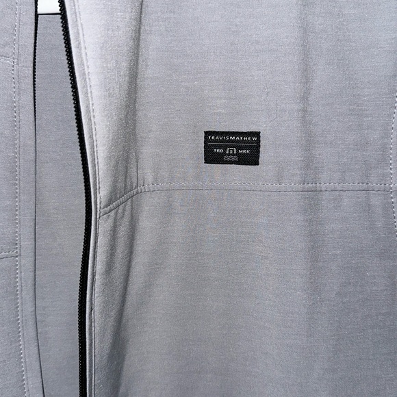 Travis Mathew Full Zip Vest - Gray - Medium NWOT - Picture 2 of 5